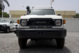 Toyota Land Cruiser 76 Hardtop 4WD